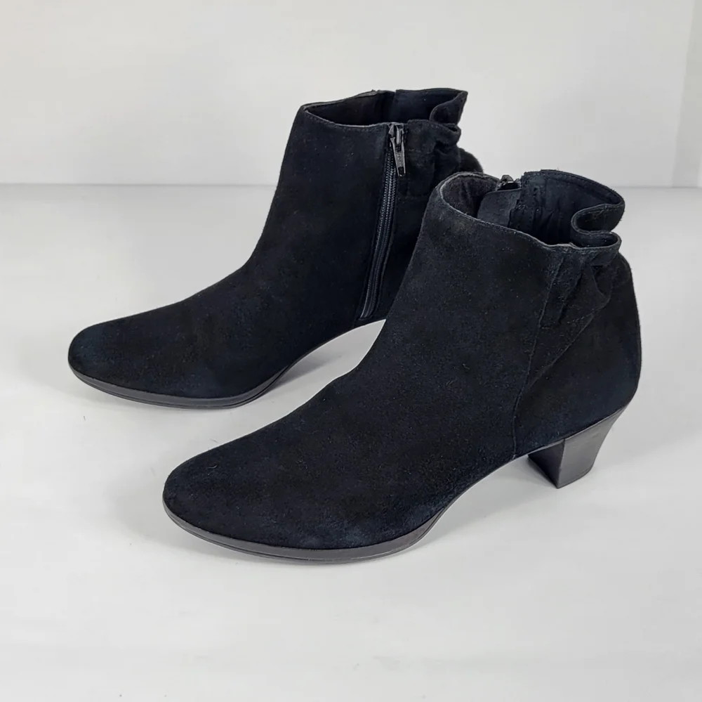 Munro Black Suede Ankle Boots #764 Size 9N